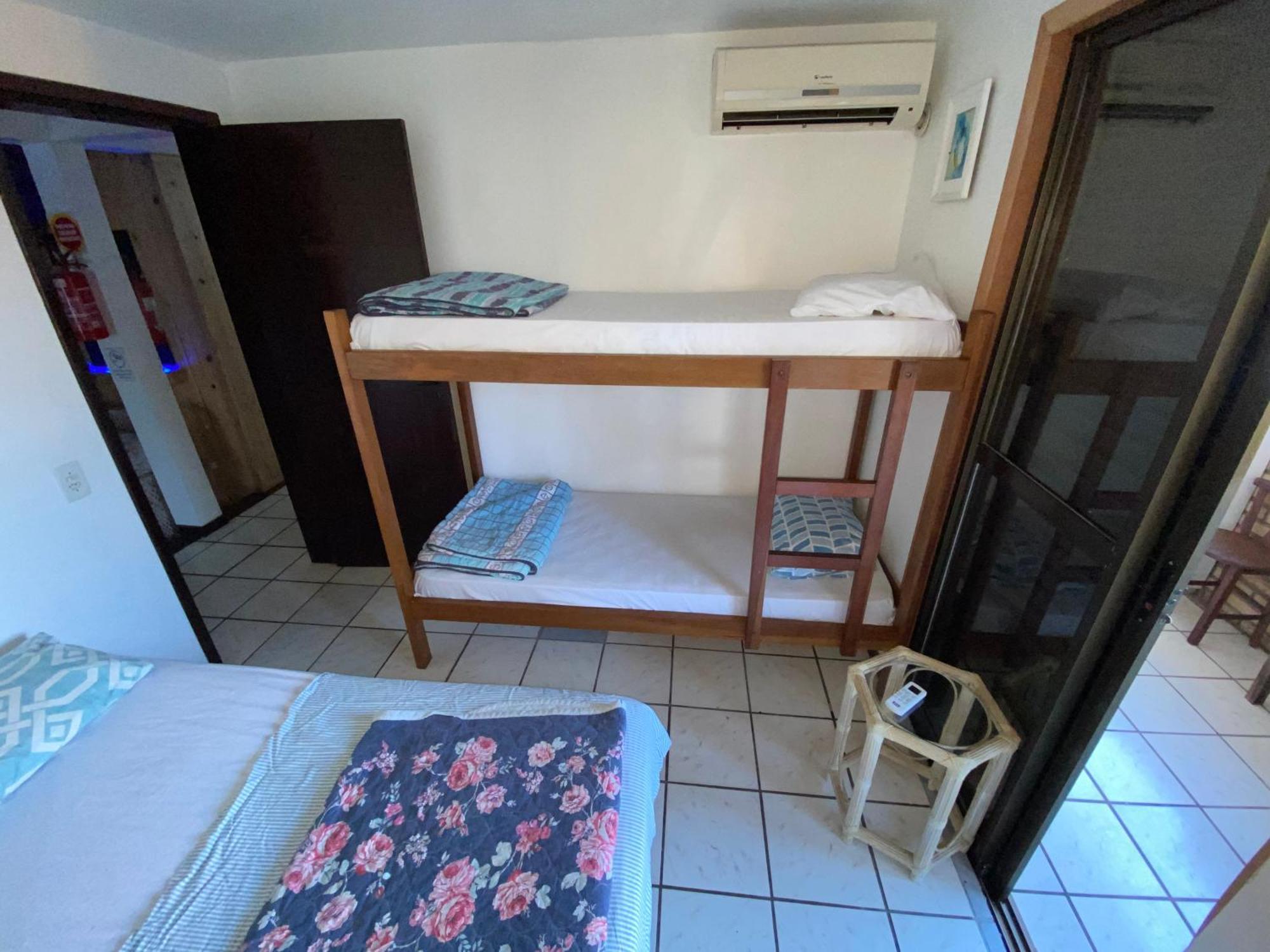 Quatro Ilhas Beach Hostel Bombinhas Esterno foto